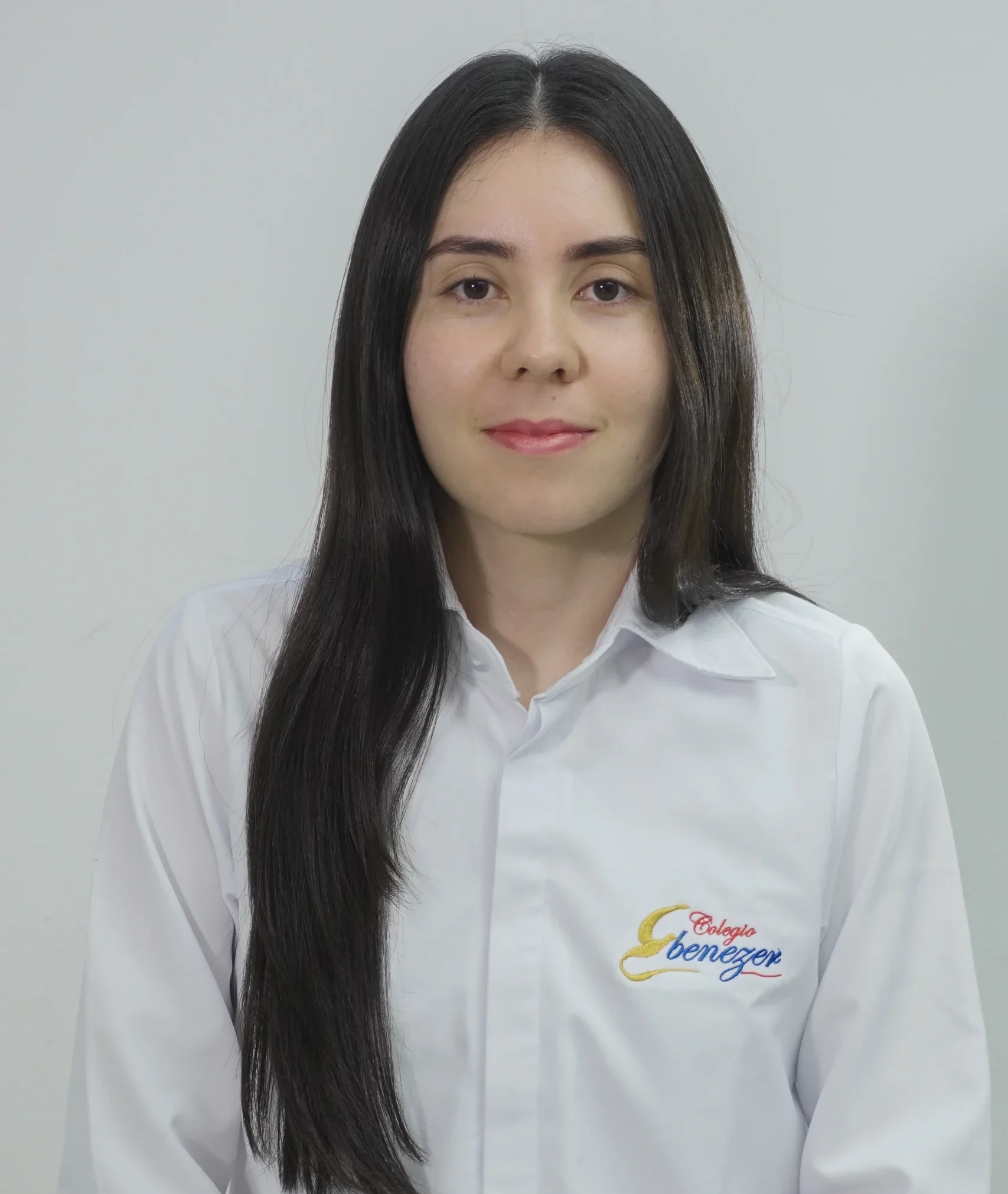 VIVIAN MOLINA